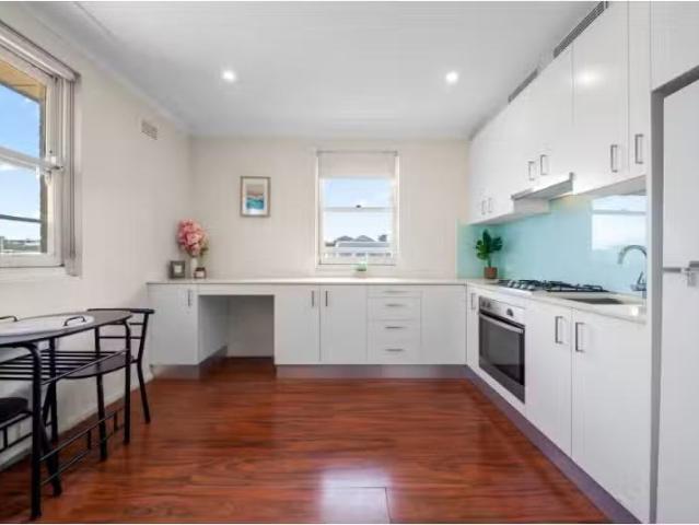 Deal! 4/22 Campbell Street, Clovelly Apartment for rent Liste.