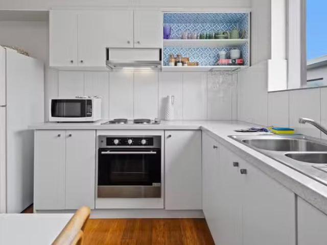 Charming 4/27 Roseberry Street, Ascot Vale VIC 3032