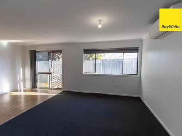 For Rent! 4/26A Queens Terrace, Inverell, NSW 2360