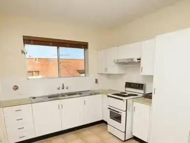 For Rent! 4/29 Rialto Street, Coorparoo, QLD 4151