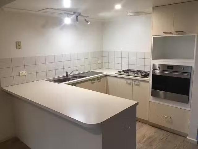 Cheap 4/2 Chertsey Court, Wynn Vale, SA 5127