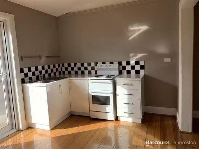 For Rent! 4/369 371 Wellington Street, South Launceston, TAS 7.