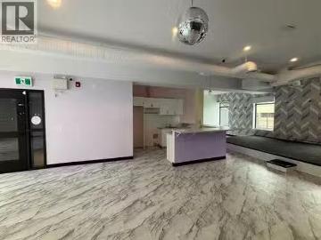 Cheap 436 Bernard Avenue Unit# 2, Kelowna, BC, V1Y 6N7 comme.