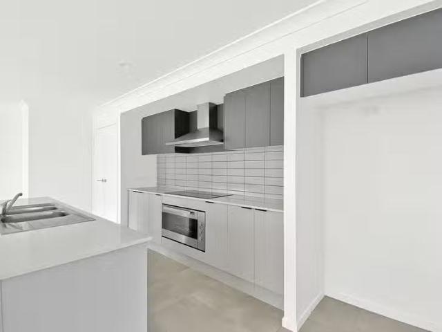 Just in! 43 Creekside Parade, Julago, QLD 4816