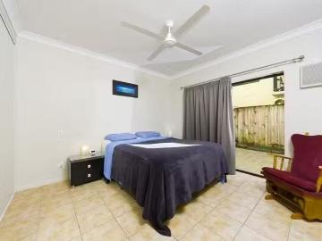 For Rent! 4/3 Stratford Parade, Stratford, QLD 4870