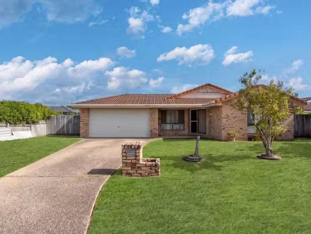 Cheap 4 BR 10 Tobin Street, MIDDLE PARK, QLD 4074 House for.