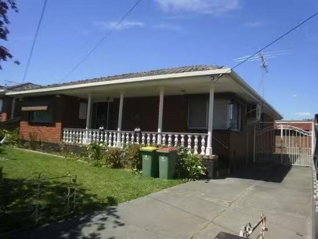 Charming 4 BR 12 Kenross Court, Braybrook, VIC 3019