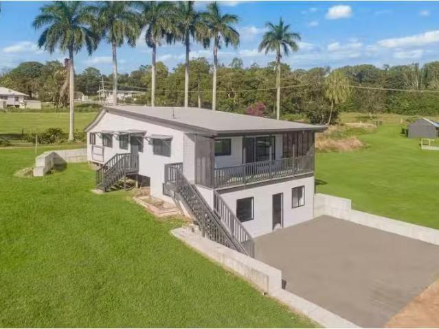 Rental! 4 BR 1/302 Mc Allisters Rd, BILAMBIL HEIGHTS Apartment.