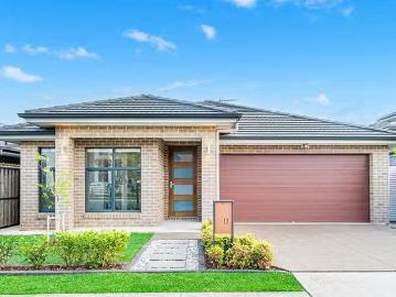 Deal! 4 BR 13 Brahman Road, Box Hill, NSW 2765