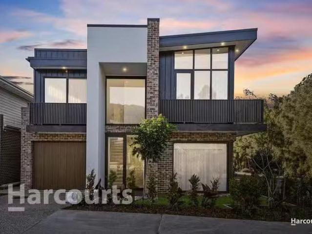 New 4 BR 13 Brickworks Avenue, Thirroul, NSW 2515