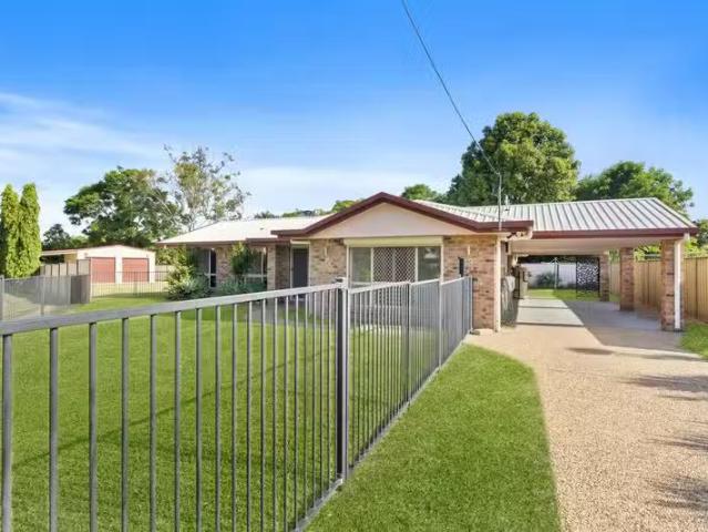 Just in! 4 BR 13 Lorraine Court, GRACEMERE, QLD 4702 House f.