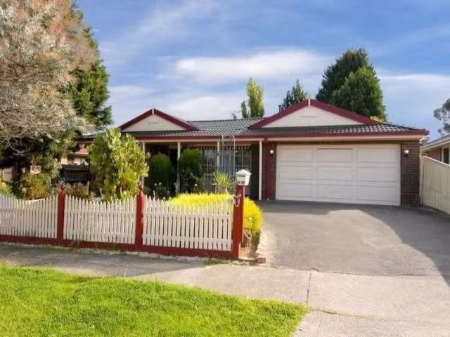 Cheap 4 BR 13 Nettle Drive, Hallam VIC 3803 House For Lease