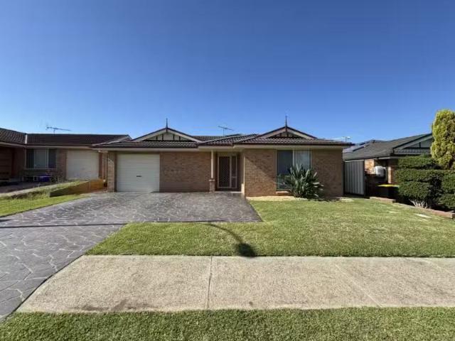 New 4 BR 13 Tulich Avenue, PRESTONS House for rent Listed by.