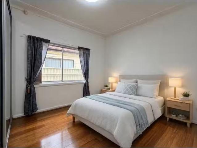 Just in! 4 BR 152 Northam Avenue, Bankstown House for rent Li.