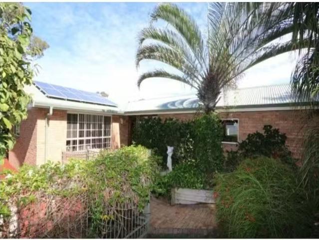 Charming 4 BR 15 Clarence Street, Tenambit House for rent Lis.