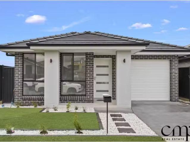 New 4 BR 16 Montreal Road, AUSTRAL House for rent Listed by N.