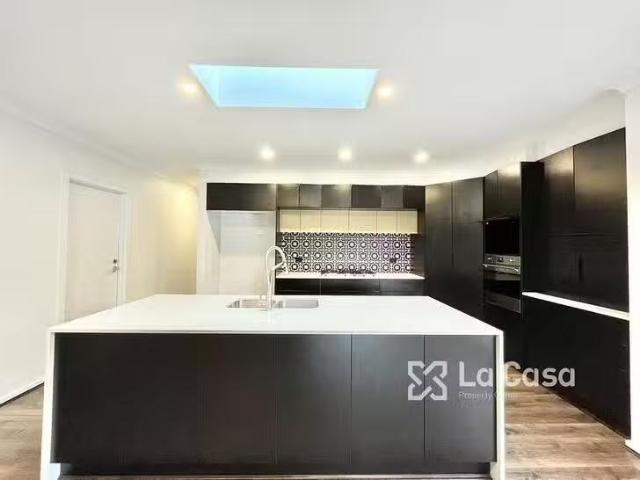 For Rent! 4 BR 18 Dunnart Circuit, Throsby, ACT 2914