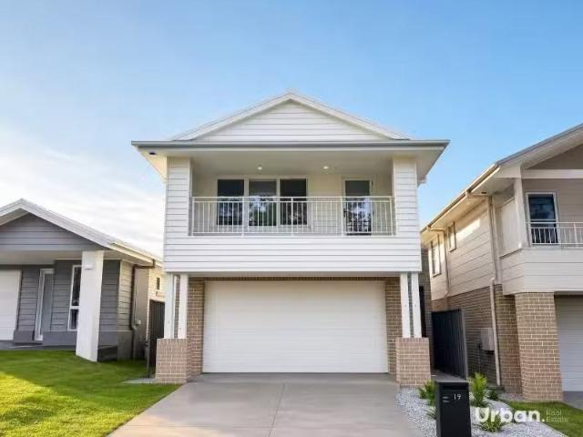 Deal! 4 BR 19 Stonewall Drive, North Rothbury House for rent.