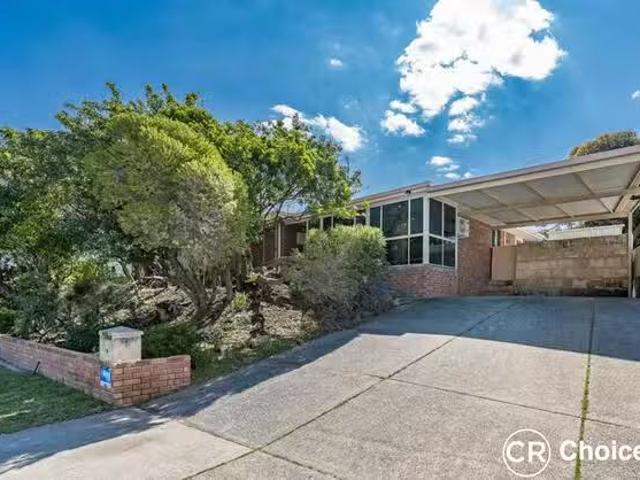 Deal! 4 BR 19 Precision Avenue, Mullaloo, WA 6027