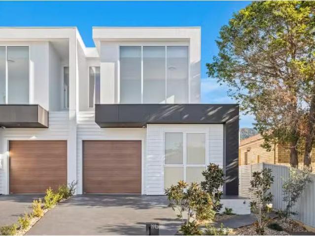 New 4 BR 19B Brian St, Fairy Meadow House for rent Listed by.