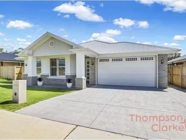 Cheap 4 BR 22 Gregory Road, Lochinvar House for rent Listed b.