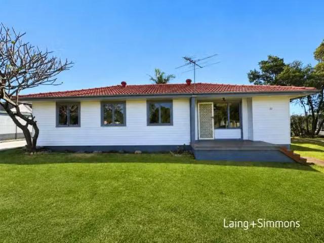 Unique 4 BR 22 Shackleton Ave, Tregear House for rent Listed.