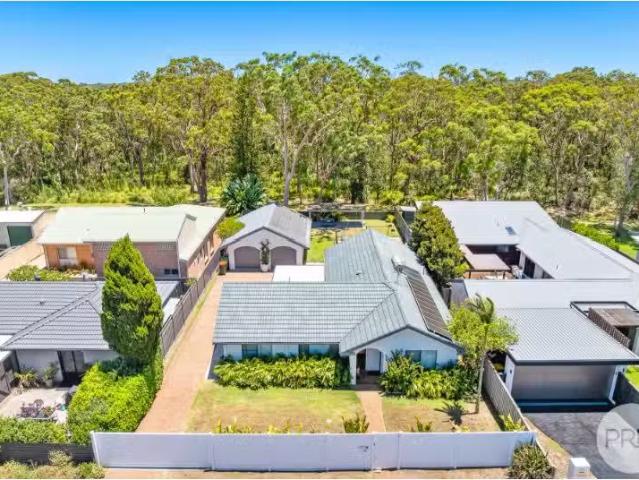 New 4 BR 234 Sandy Point Road, SALAMANDER BAY House for rent.