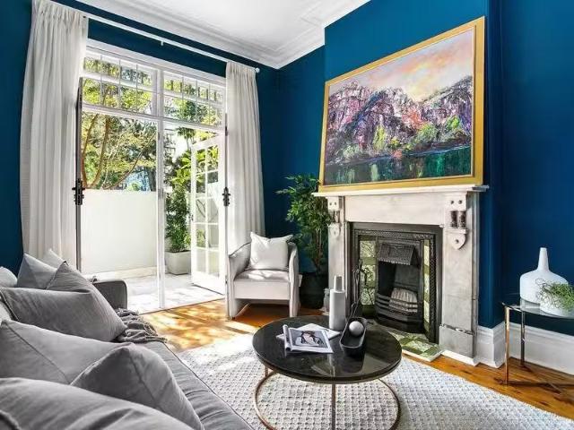 Unique 4 BR 23 Llandaff Street, BONDI JUNCTION House for rent.