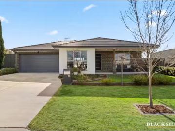 Deal! 4 BR 25 Studdy Road, Googong House for rent Listed by B.