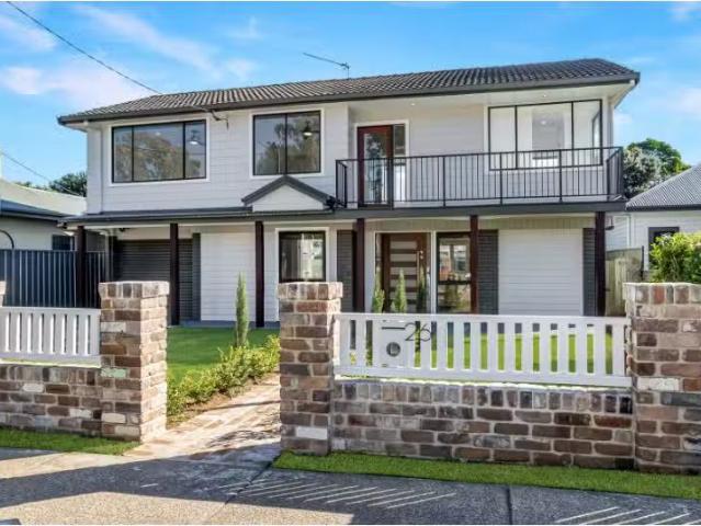 Unique 4 BR 26 Nillo Street, Lorn House for rent Listed by Ke.