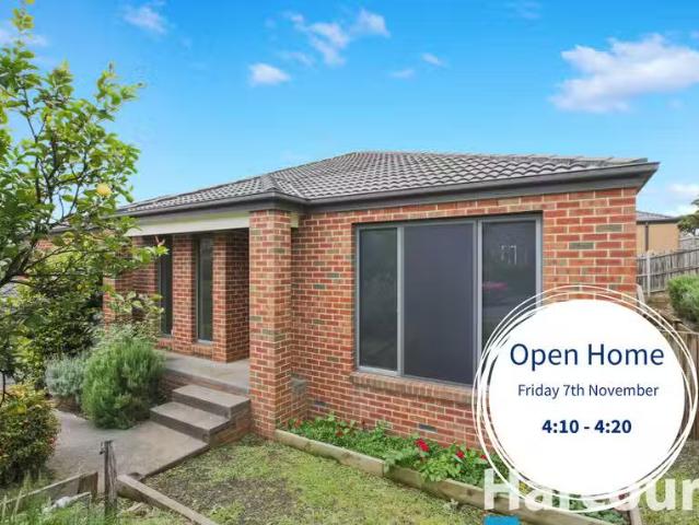 Charming 4 BR 28 Alcorn Street, DROUIN, VIC 3818 House for R.
