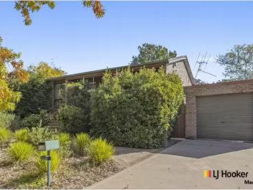 Cheap 4 BR 29 Sprent Street, Narrabundah House for rent Liste.