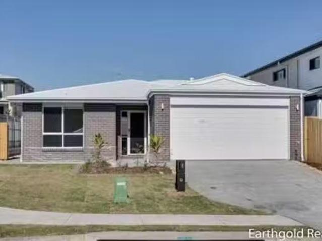 Unique 4 BR 2 8 Chrysanthus Street, Crestmead, QLD 4132