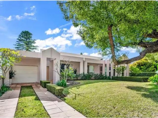 For Rent! 4 BR 2 View Street, SINGLETON House for rent Listed.