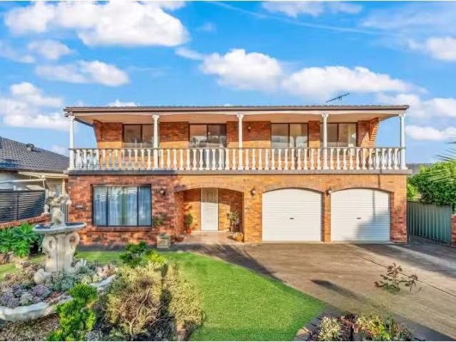 New 4 BR 31 Murrumburrah Street, WAKELEY House for rent Liste.