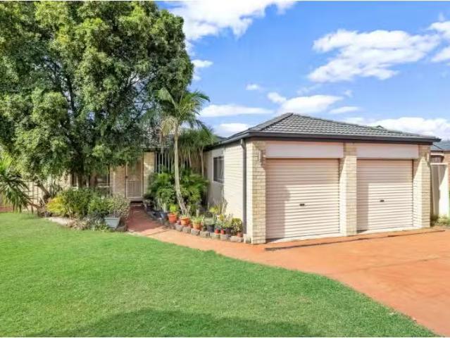 Deal! 4 BR 31 Wyangala Circuit, Woodcroft House for rent List.