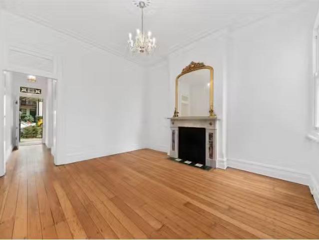 Unique 4 BR 33 Regent Street, PADDINGTON House for rent Liste.