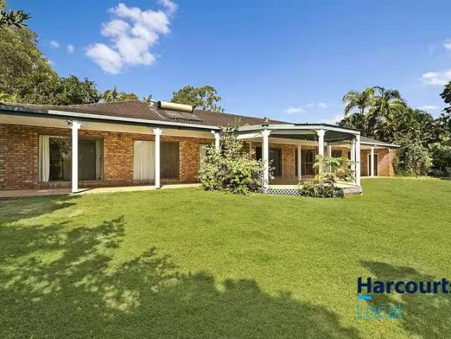 Just in! 4 BR 34 Yallamurra Street, THE GAP, QLD 4061 House.