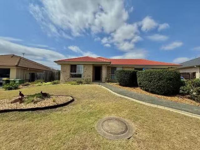 Unique 4 BR 35 Denning Street, Fernvale, QLD 4306