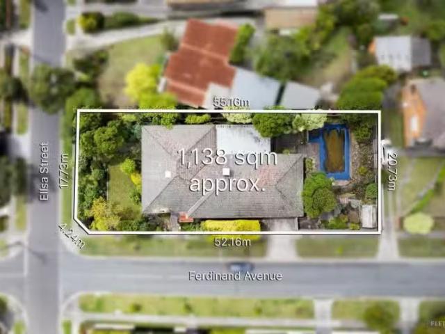 Cozy 4 BR 39 Ellsa Street, Balwyn North VIC 3104 House Auction