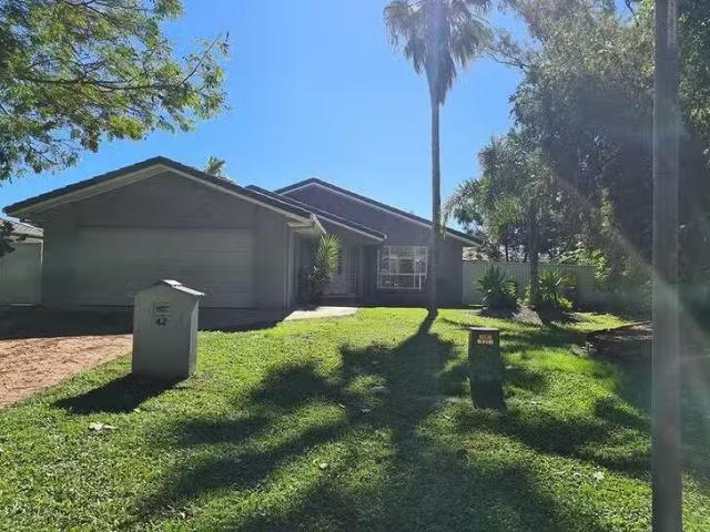 Cheap 4 BR 42 Camberwell Circuit, Robina, QLD 4226