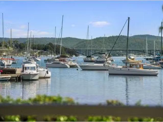 Nice 4 BR 42 Araluen Drive, Killcare House for rent Listed by.