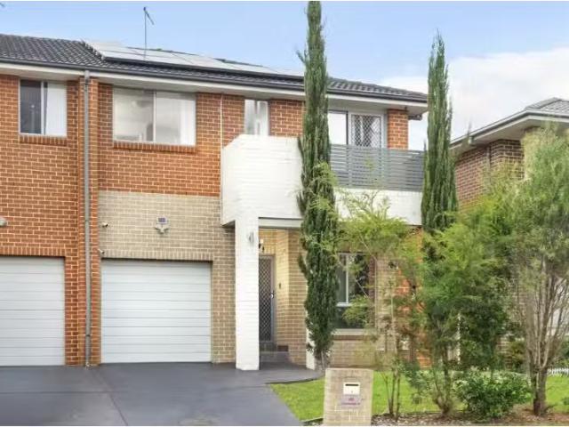 Charming 4 BR 46 Gracelands Drive, QUAKERS HILL Townhouse for.