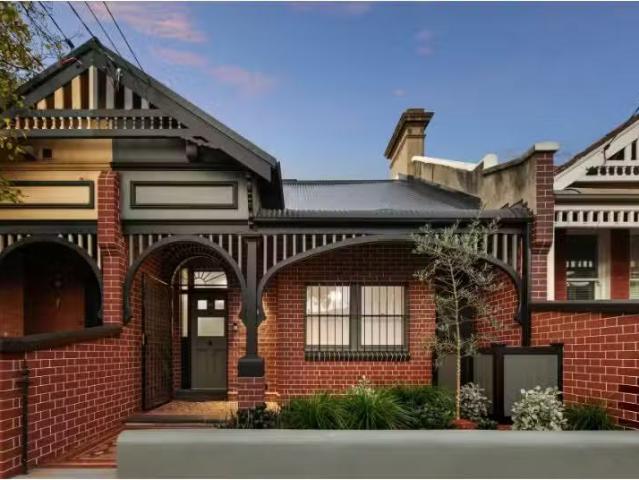 Nice 4 BR 5 Phillip Street, Newtown House for rent Listed by.