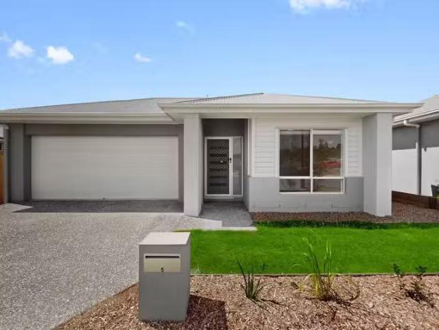 Just in! 4 BR 5 Suncrest Mews, REDBANK PLAINS, QLD 4301 Hous.