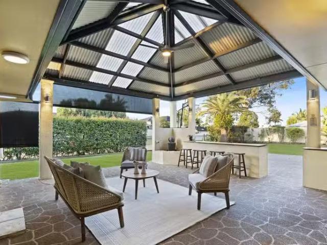 Cozy 4 BR 68 Dorsal Drive, BIRKDALE, QLD 4159 House for Rent