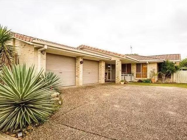 Unique 4 BR 6 Inverness Way, PARKWOOD, QLD 4214 House for Rent
