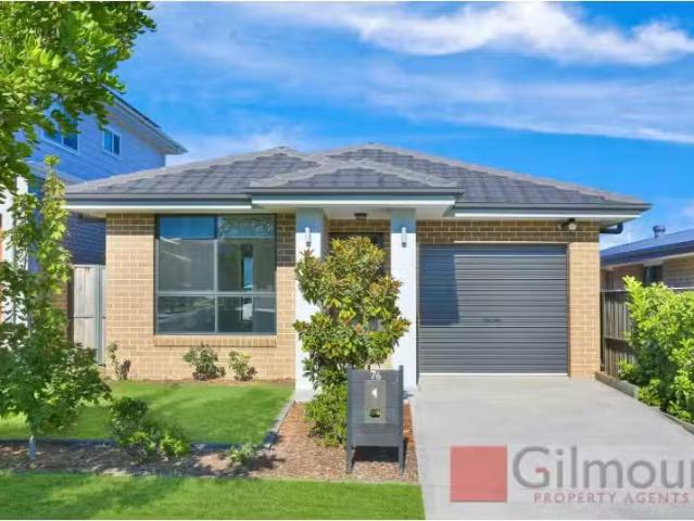 Charming 4 BR 76 Stockhorse Avenue, Box Hill House for rent L.