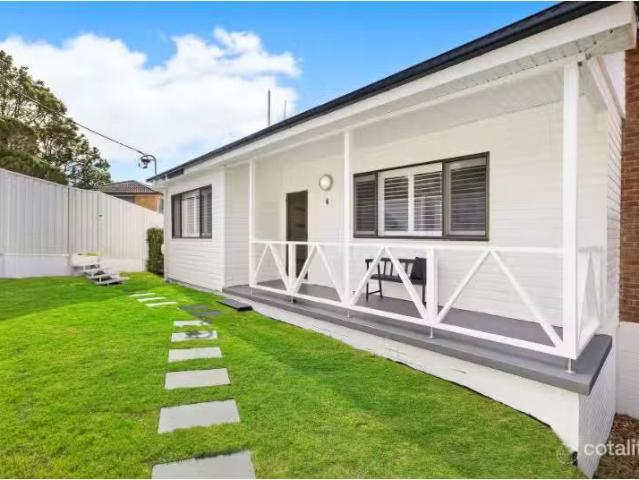 Deal! 4 BR 8 Algona Road, Charlestown House for rent Listed b.