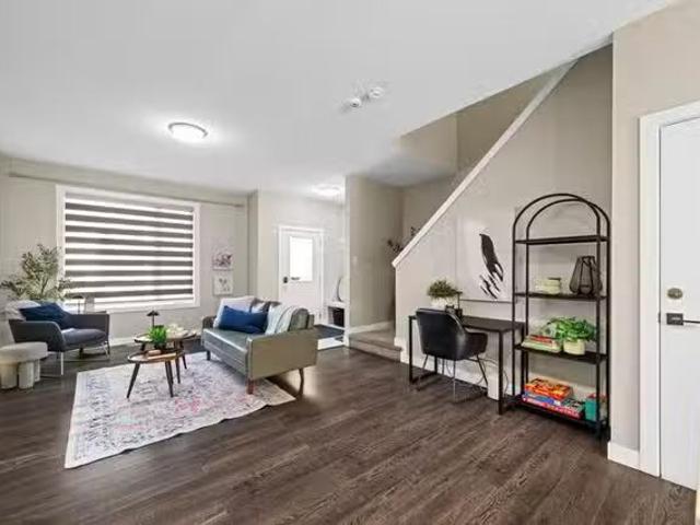 Rental! 4 BR 92 Street Northwest